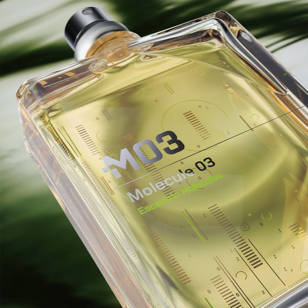Escentric Molecules Molecule 03 – Eau de Toilette – 30ml von Geza Schoen in der Duftnote Woody