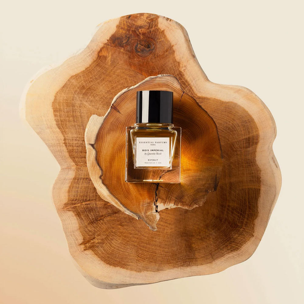 Essential Parfums Bois Impérial – Extrait de Parfum – 30ml von Quentin Bisch in der Duftnote Woody, Resinous, Spicy