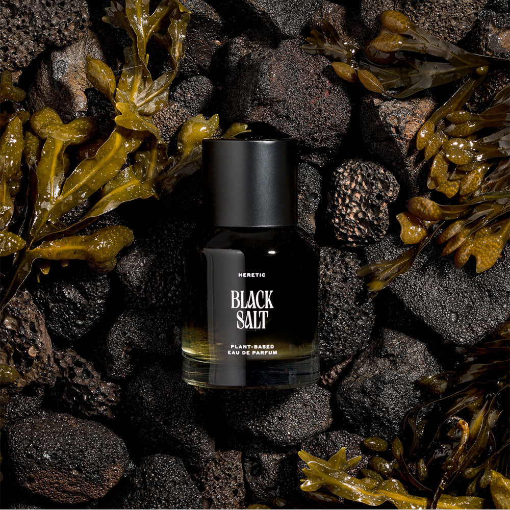 Heretic Parfum Black Salt – Eau de Parfum – 50ml von Douglas Little in der Duftnote Aquatic, Spicy, Smoky