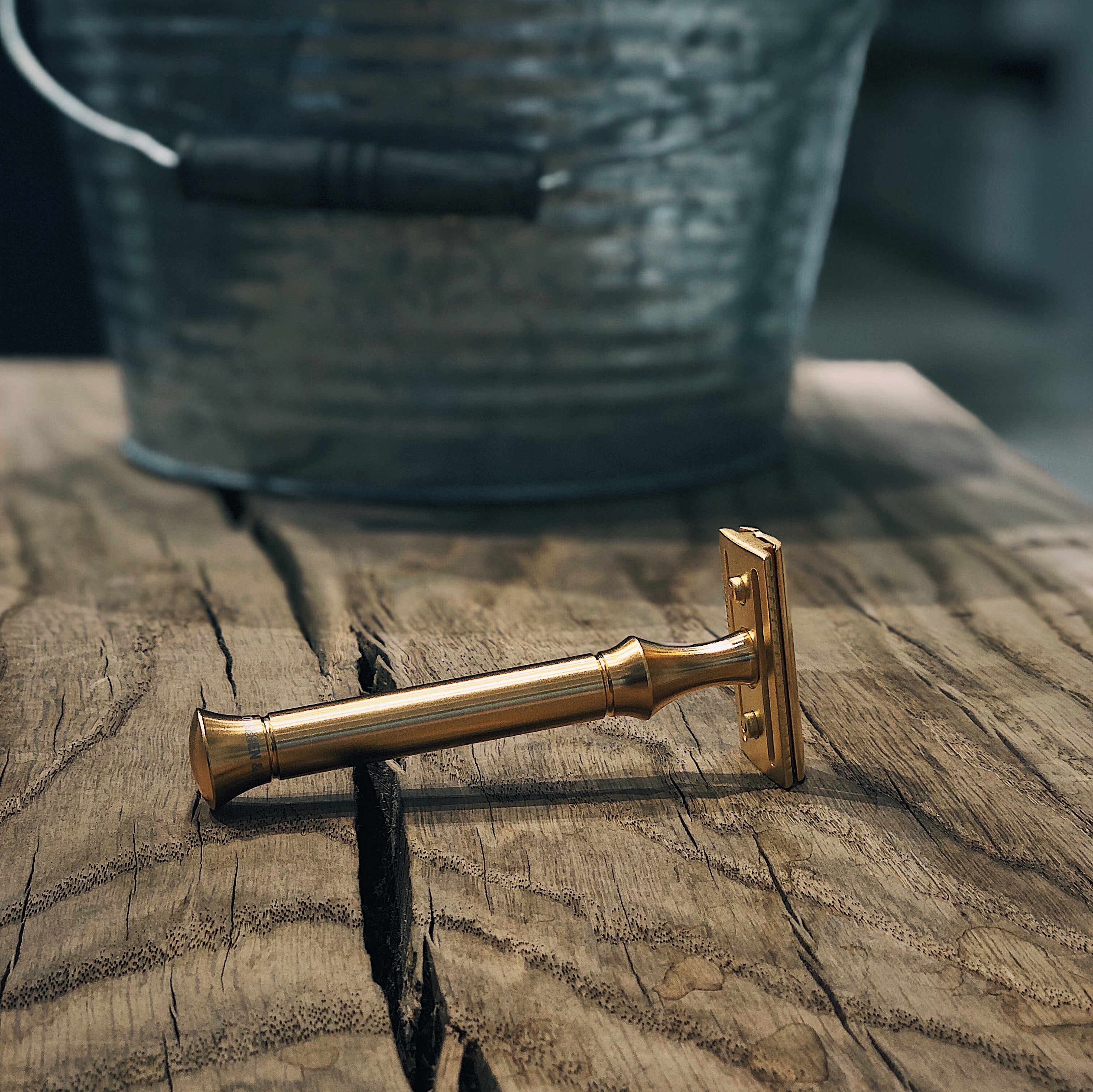 Giesen Forsthoff - Timor ZÓE Razor – Classic Edition – Matte 24K Gold