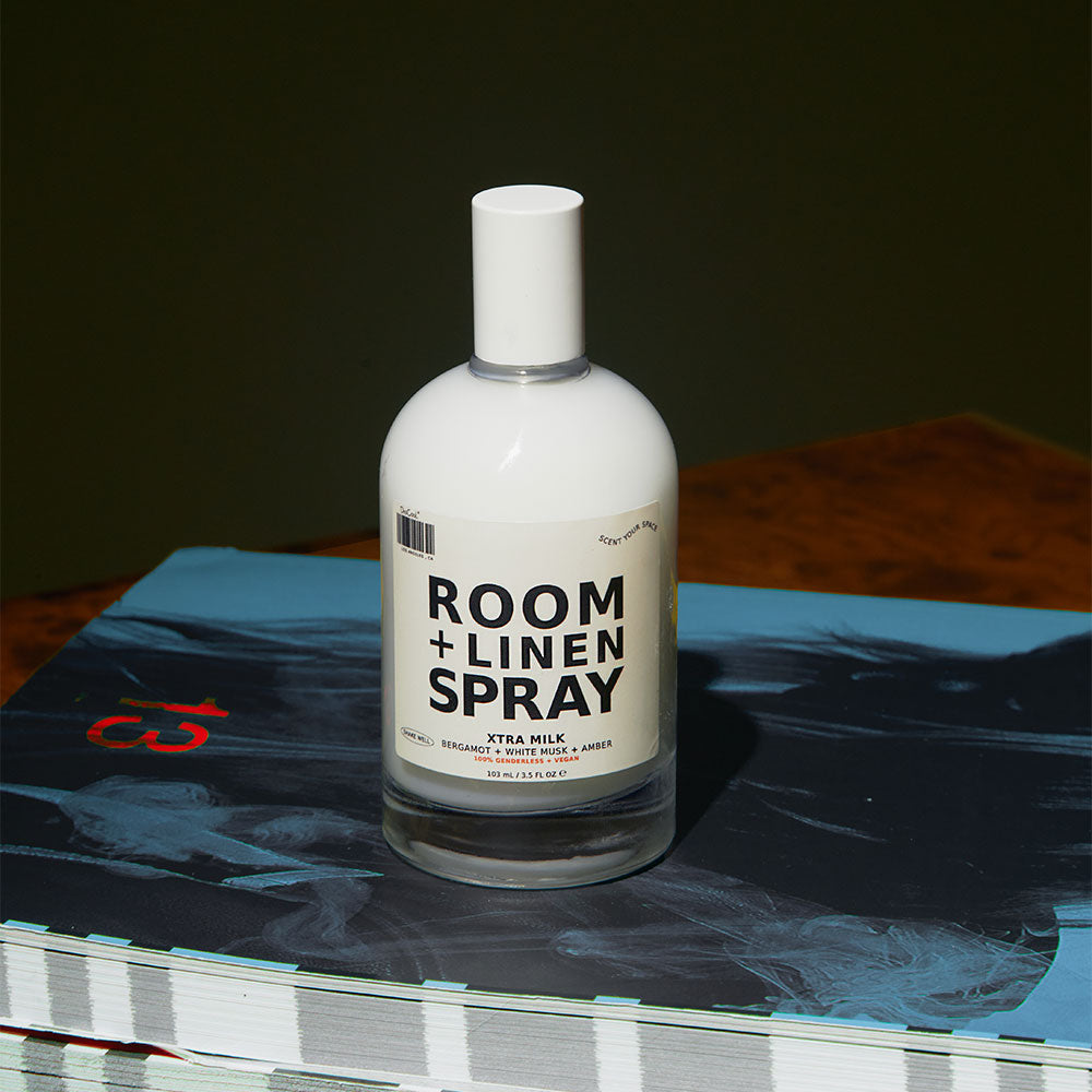 DedCool Xtra Milk – Room &amp; Linen Spray von Carina Chaz in der Duftnote Creamy, Clean