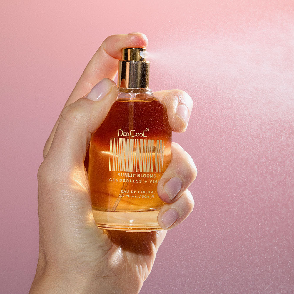 DedCool Sunlit Blooms – Eau de Parfum – 50ml von Carina Chaz in der Duftnote Floral, Aquatic