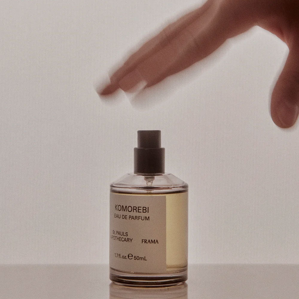 Frama Komorebi – Eau de Parfum – Sample in der Duftnote Citrus, Flowery, Woody